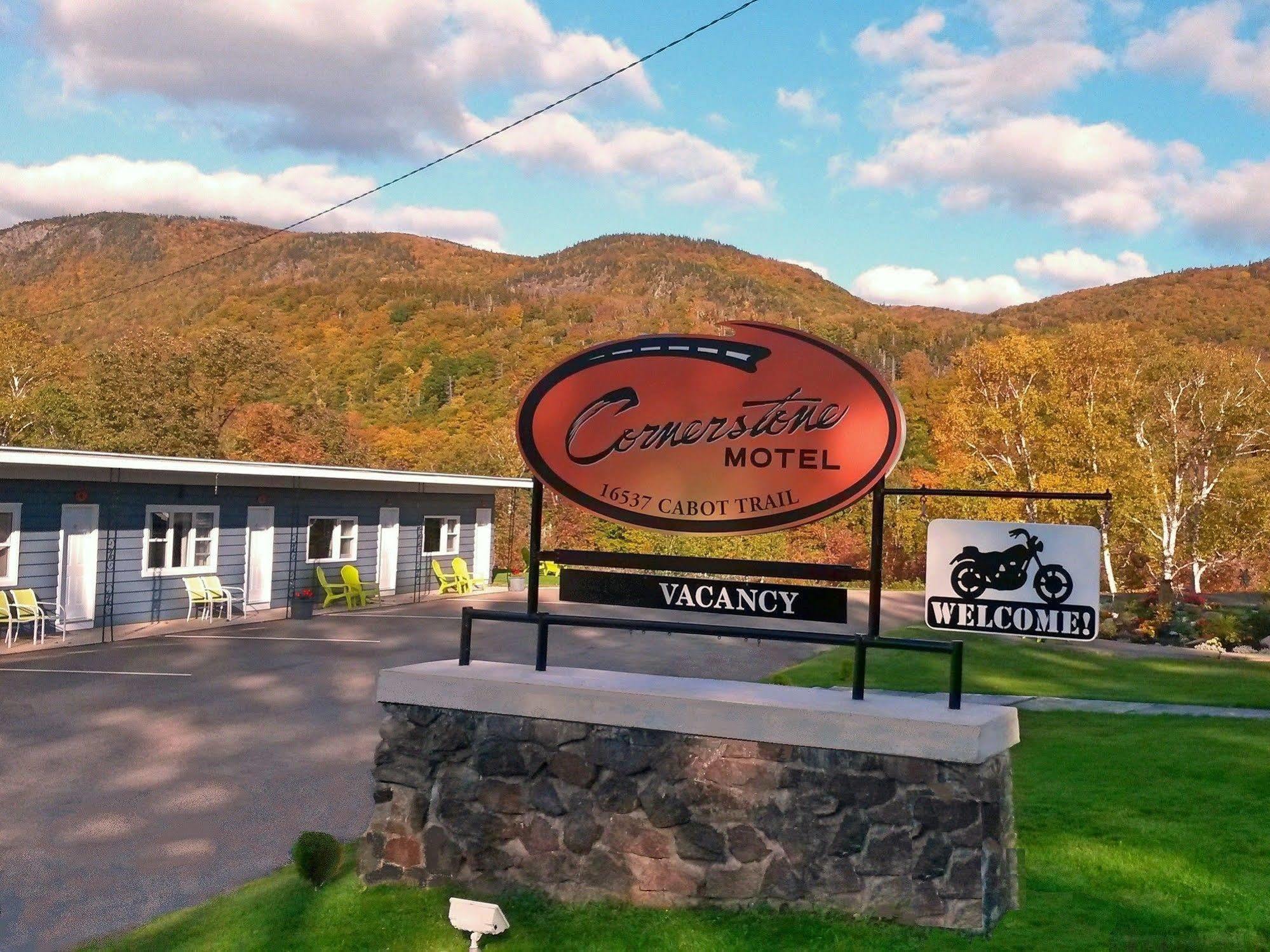 Cornerstone Motel เชทิแคมป์ ภายนอก รูปภาพ