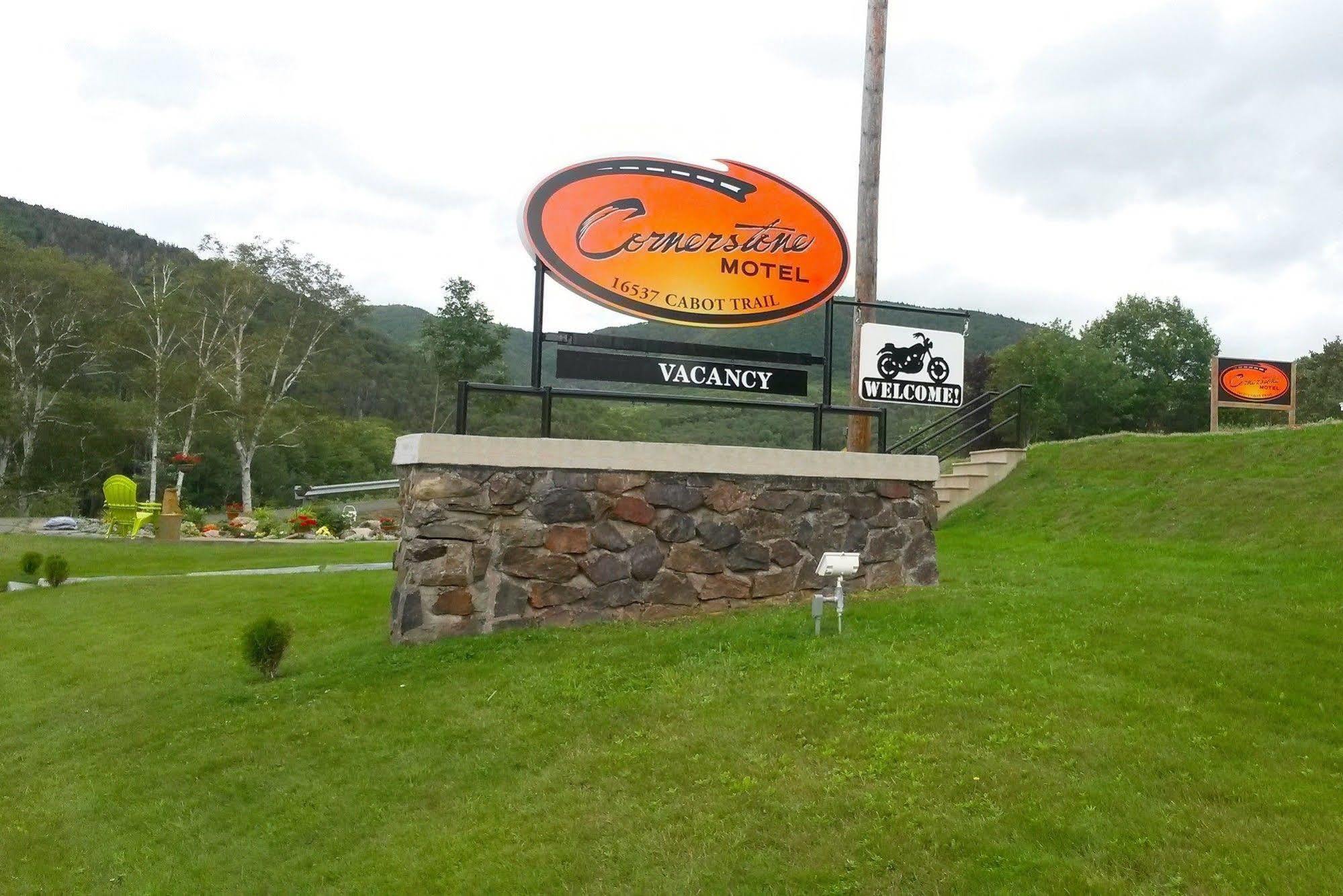 Cornerstone Motel เชทิแคมป์ ภายนอก รูปภาพ